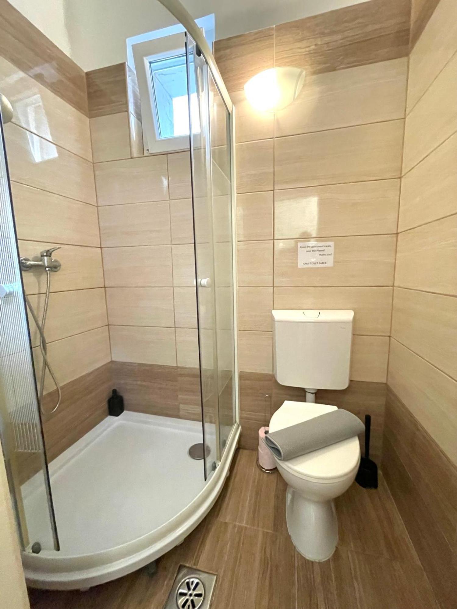 Free Air Conditioner Nature Near Gozsdu With Free Coffee Apartamento *